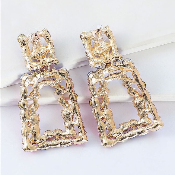 💜 RHINESTONE PURPLE EARRINGS! - Picture 3 of 6